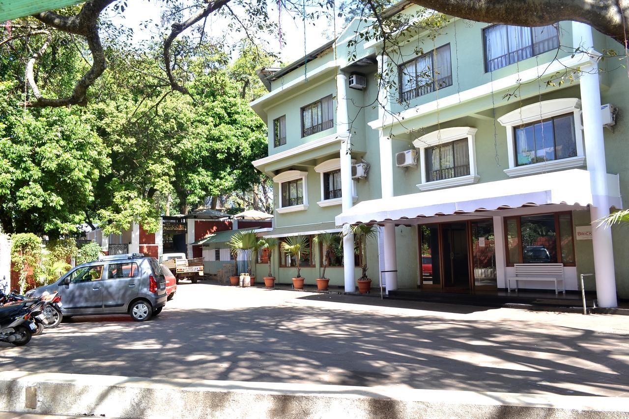 פנצ'גאני Jaffer Bhai'S Brickland Hotel מראה חיצוני תמונה